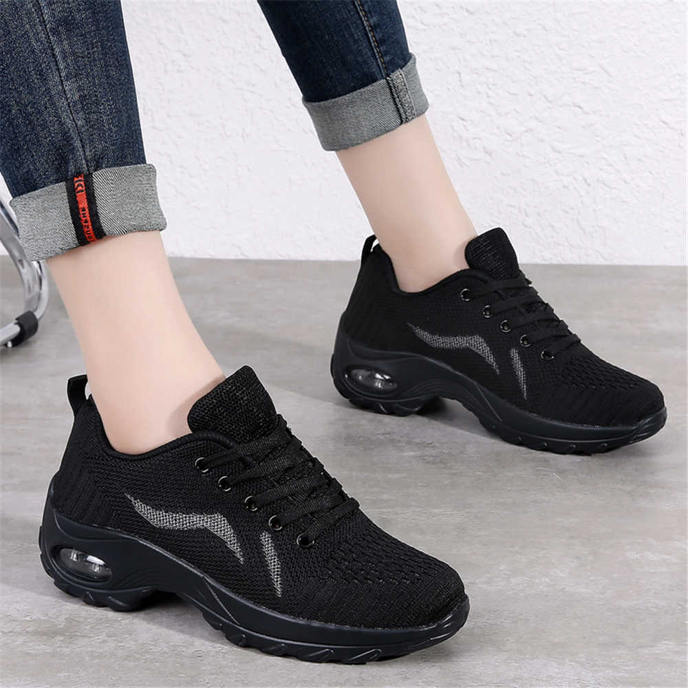 Zapatillas Deportivas de Tacón - Sewing Technology reseña y precio